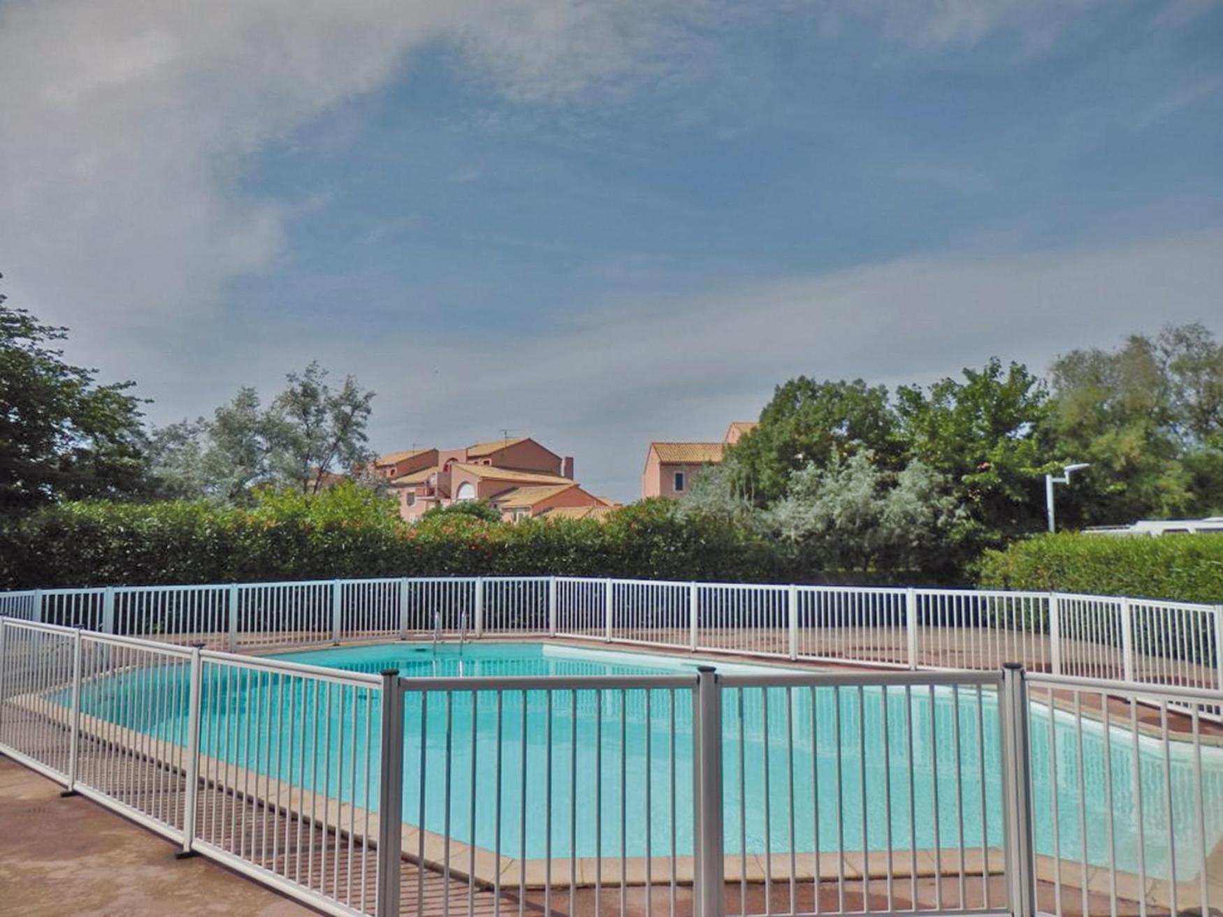 Lagrange Le Scarlett Et Les Soleillades Apartahotel